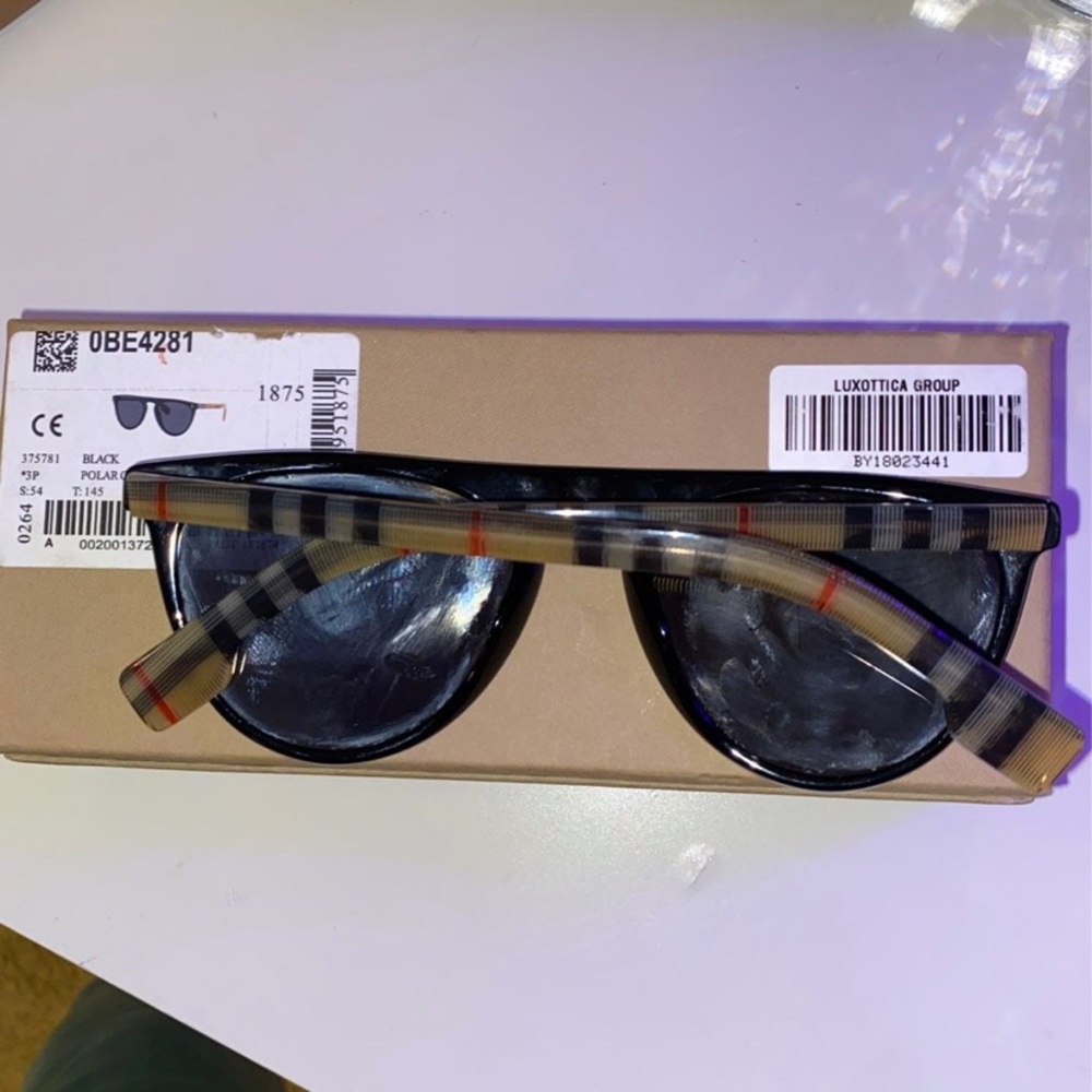 Burberry sunglasses womens
